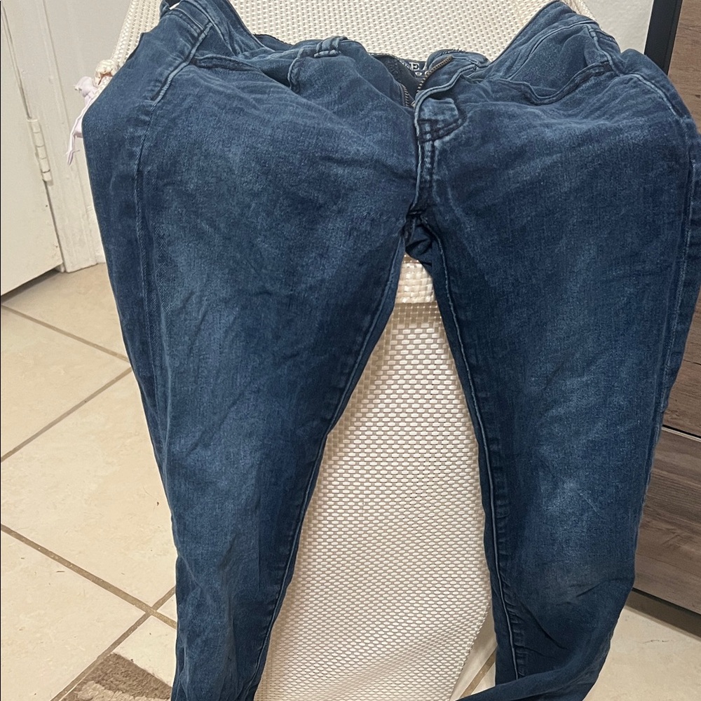 American Eagle Outfitters Dark Blue Jeans
